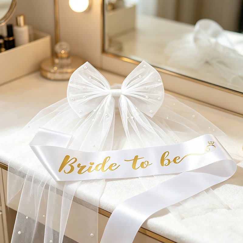 Écharpe « Bride to be » et nœud de tulle